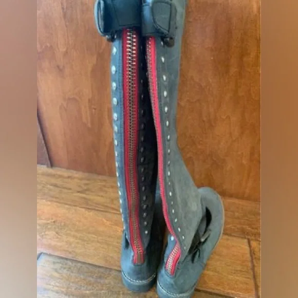 Steve Madden Size 8 Riding Boot - Picture 4 of 4